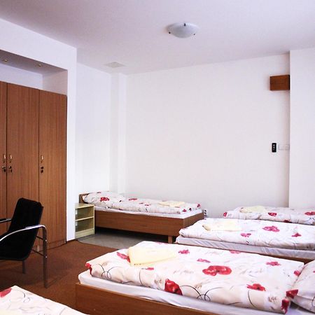 Penzion Koras Vrútky Zimmer foto