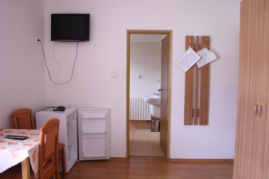 Penzion Koras Vrútky Zimmer foto